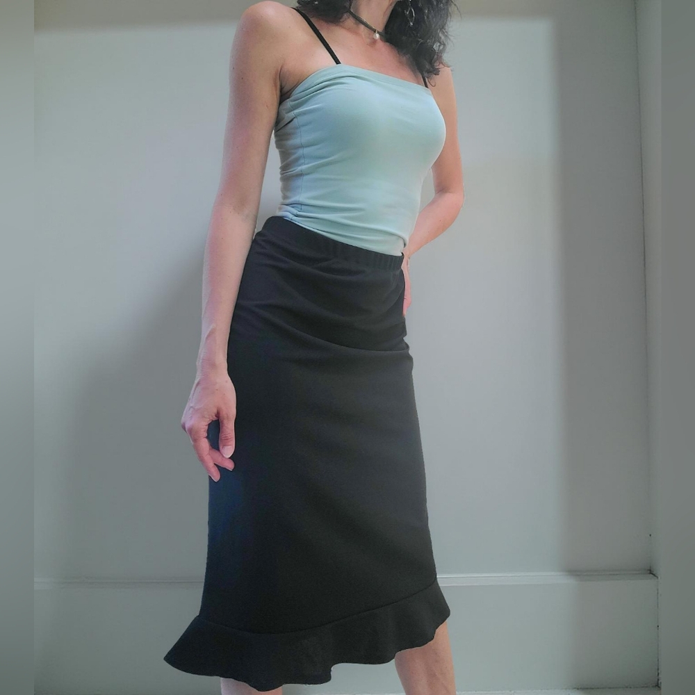 Classic Black Midi Ruffle Skirt